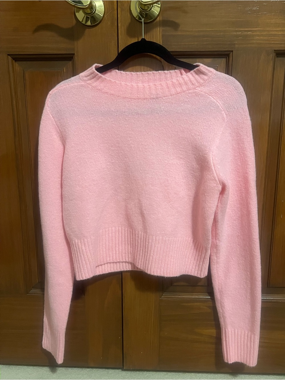 Universal Thread Light Pink Crewneck Sweater